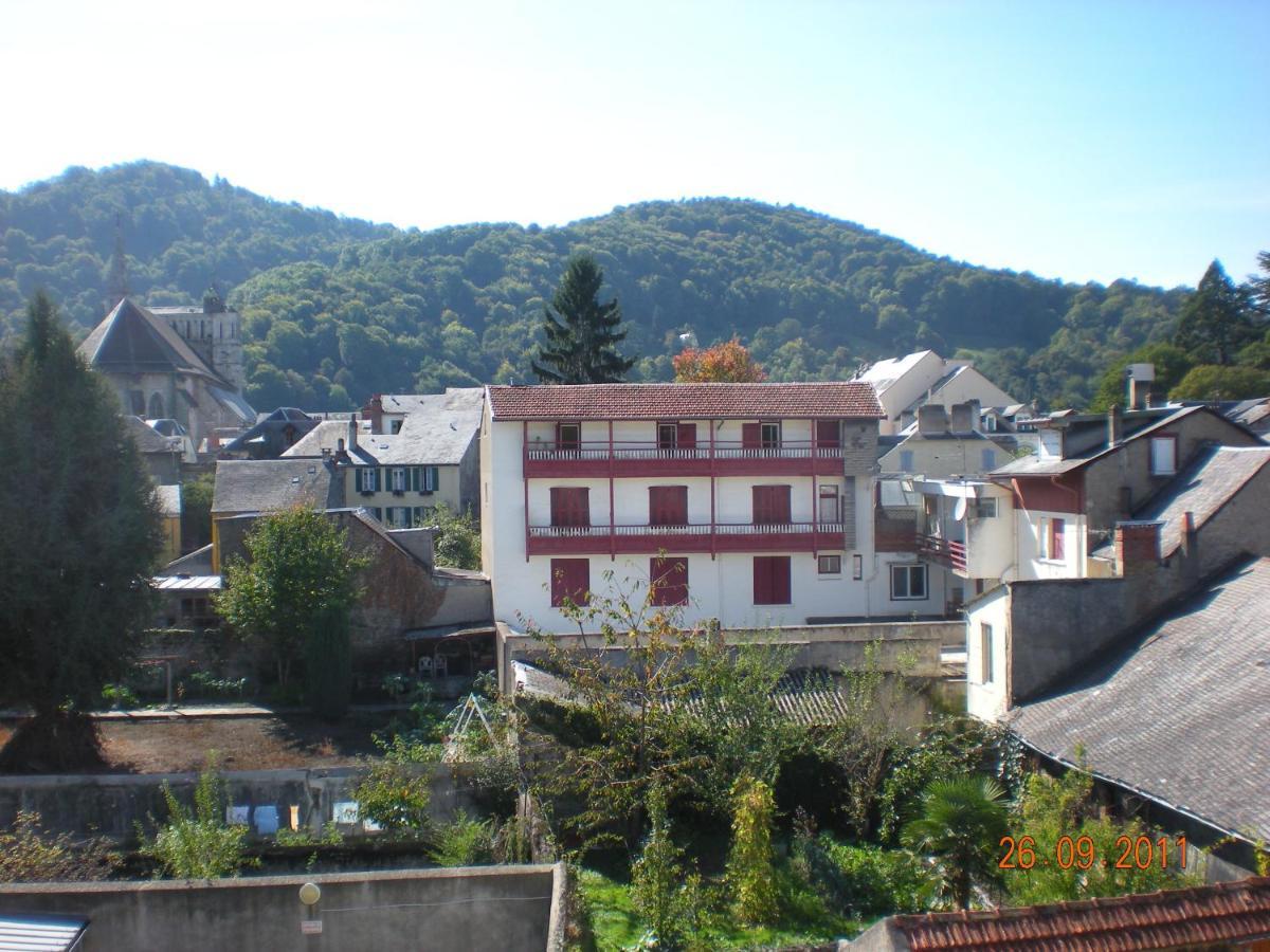 Residence Costallat Bagnères-de-Bigorre Buitenkant foto